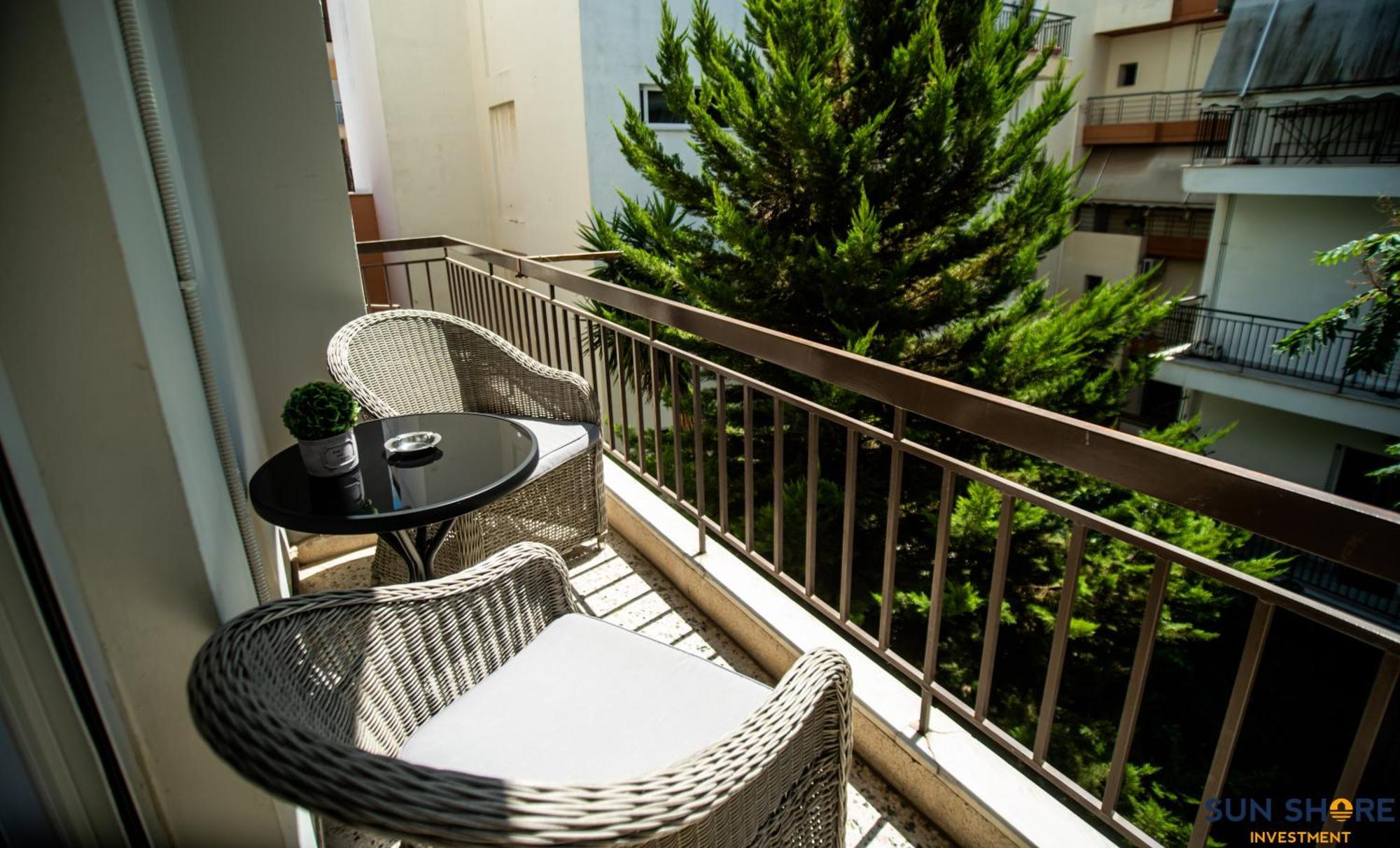 Explore Greece From Comfortable City Centre Apartment Chalkís Exterior foto